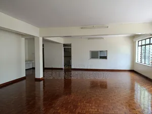 3 Bedroom Duplex Office