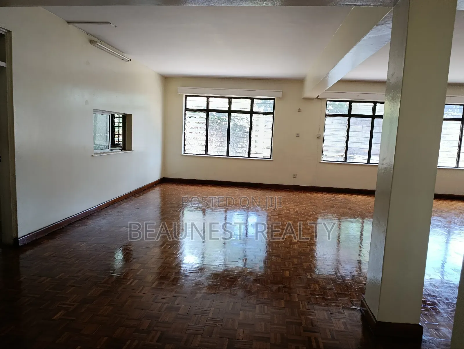 3 Bedroom Duplex Office
