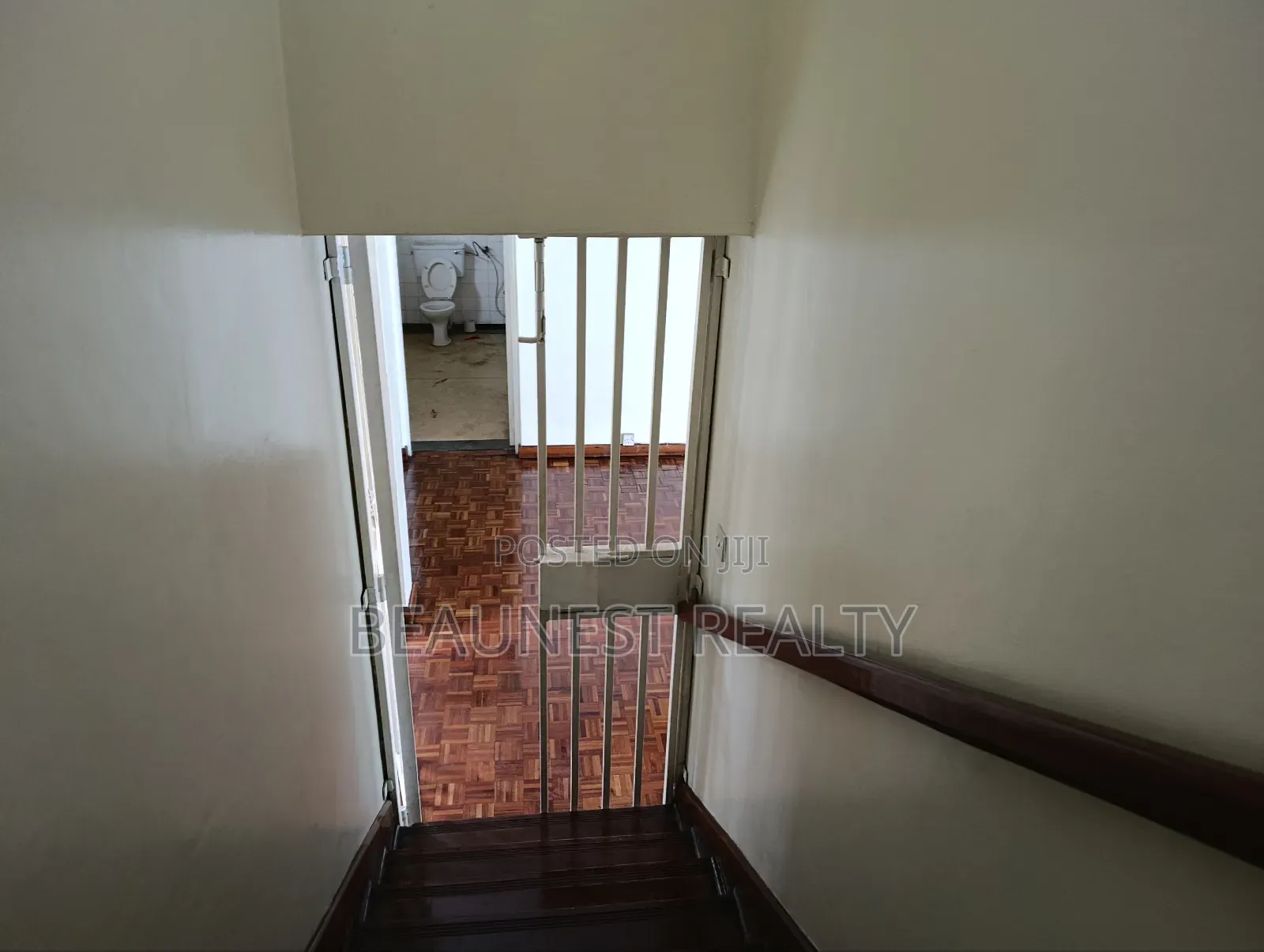 3 Bedroom Duplex Office