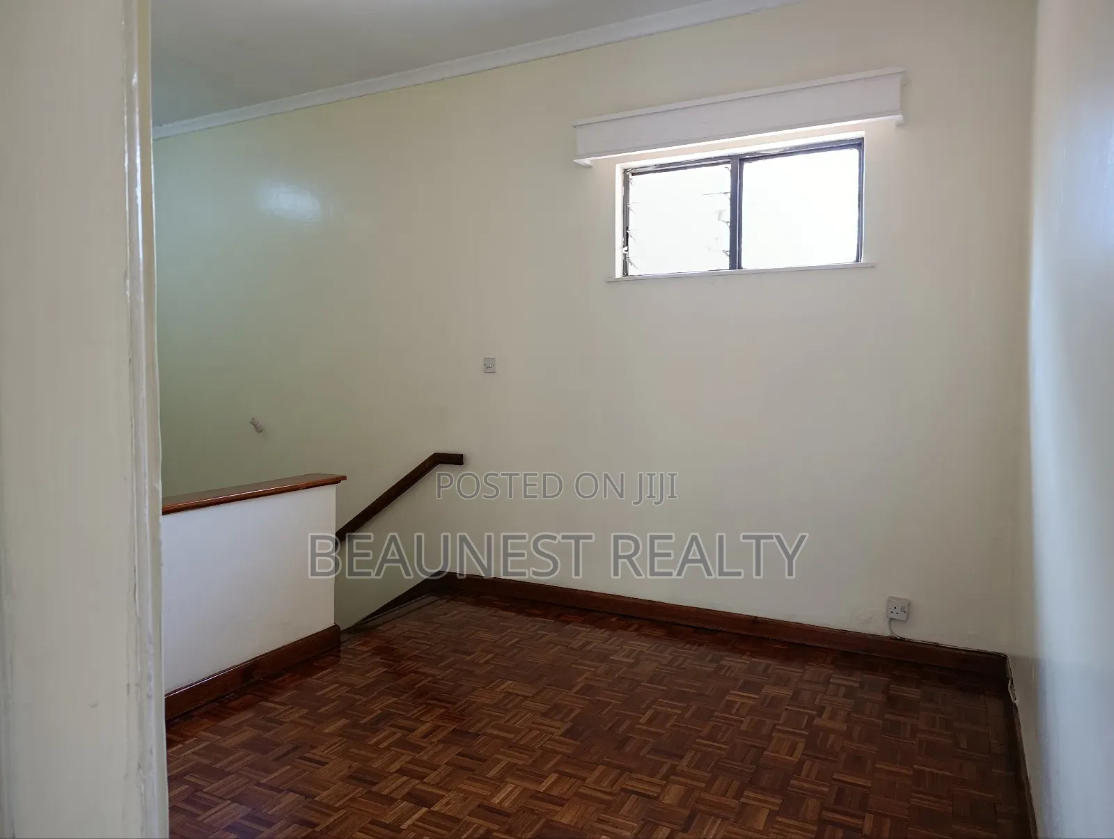 3 Bedroom Duplex Office