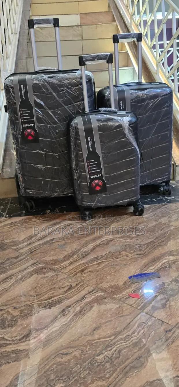 *3 in 1 Unbreakable Pp Suitcases - main view