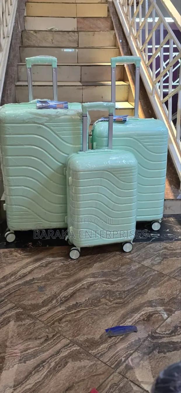 *3 in 1 Unbreakable Pp Suitcases - thumbnail 6