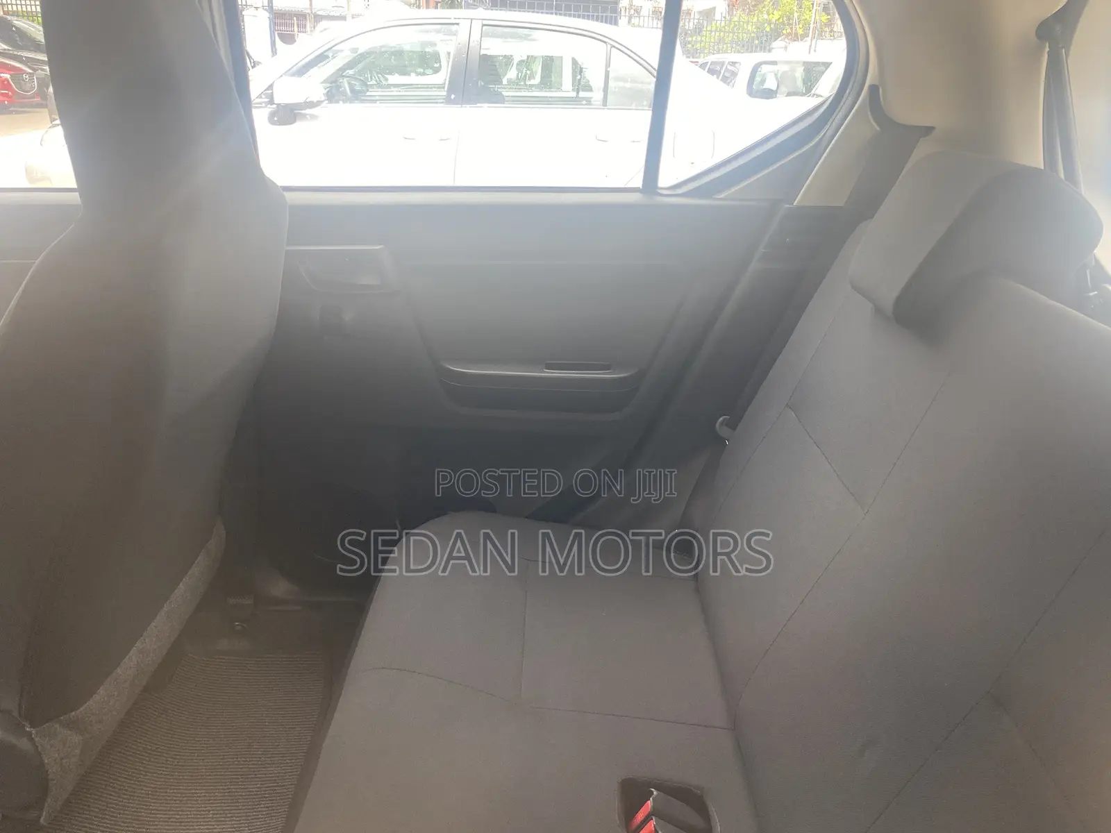 Toyota Pixis 2019 Silver