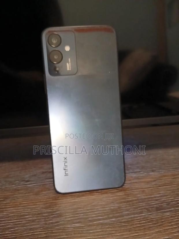 Infinix Note 12i 128 GB Black - thumbnail 3