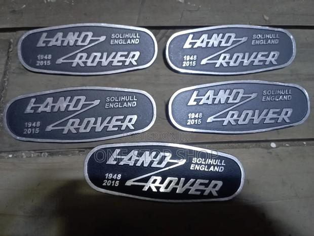 Metal Front Grill Land Rover Badfe