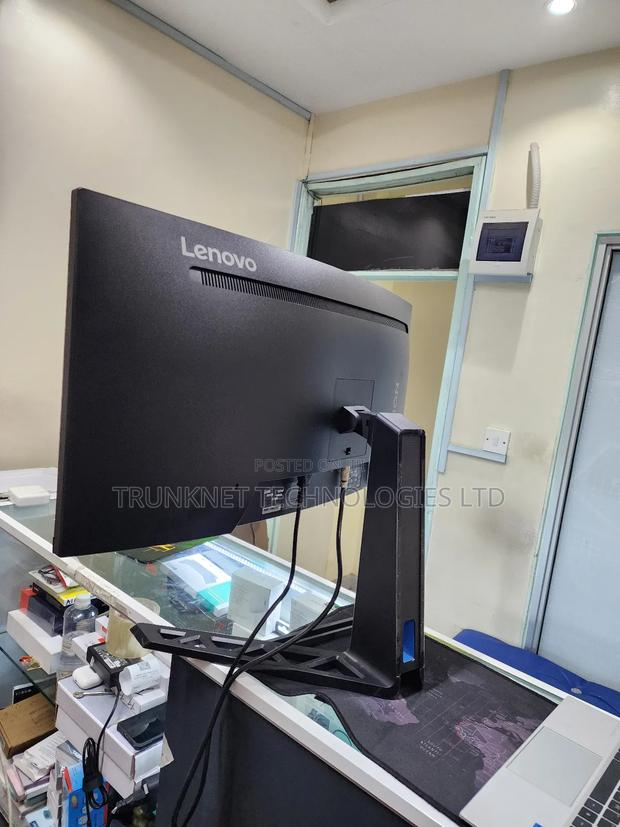 Lenovo Legion R34w-30 34" Curved WQHD Ultra-Wide Gaming Monitor - thumbnail 2