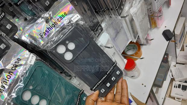 Carbo Tecno Spark 40 Back Cover Heavy Strong Soft Silicone Case - thumbnail 3