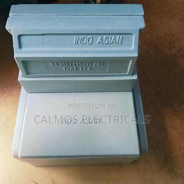 Indoasian Twin Cut Out
