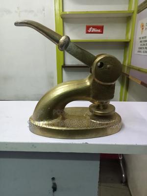 Gold Heavy Duty Company Seal - thumbnail 2