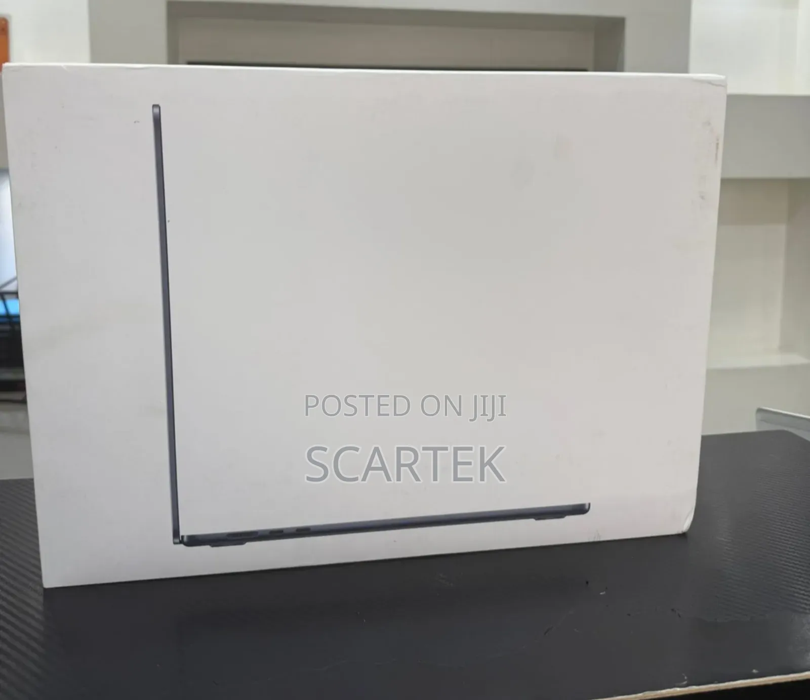 New Laptop Apple MacBook Air 16GB Apple M4 SSD 512GB