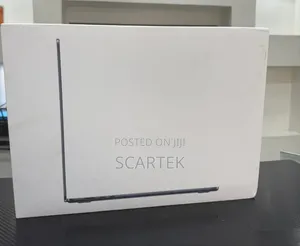 New Laptop Apple MacBook Air 16GB Apple M4 SSD 512GB