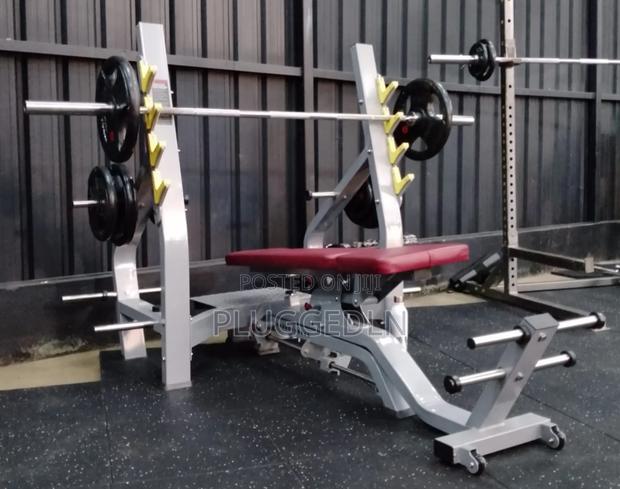 Hoist Adjustable Commercial Bench 3 in 1 - thumbnail 2