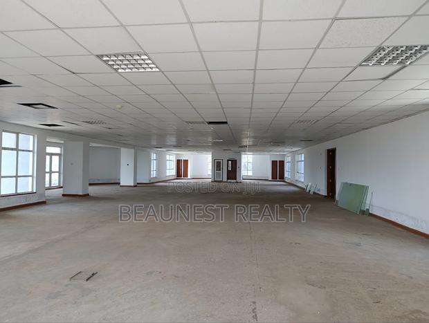 5000 SQFT Office - thumbnail 2