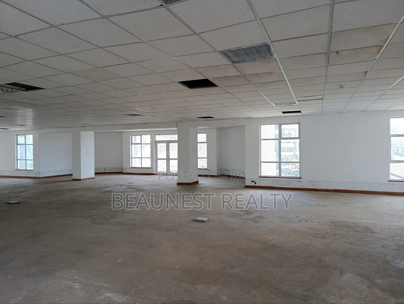5000 SQFT Office