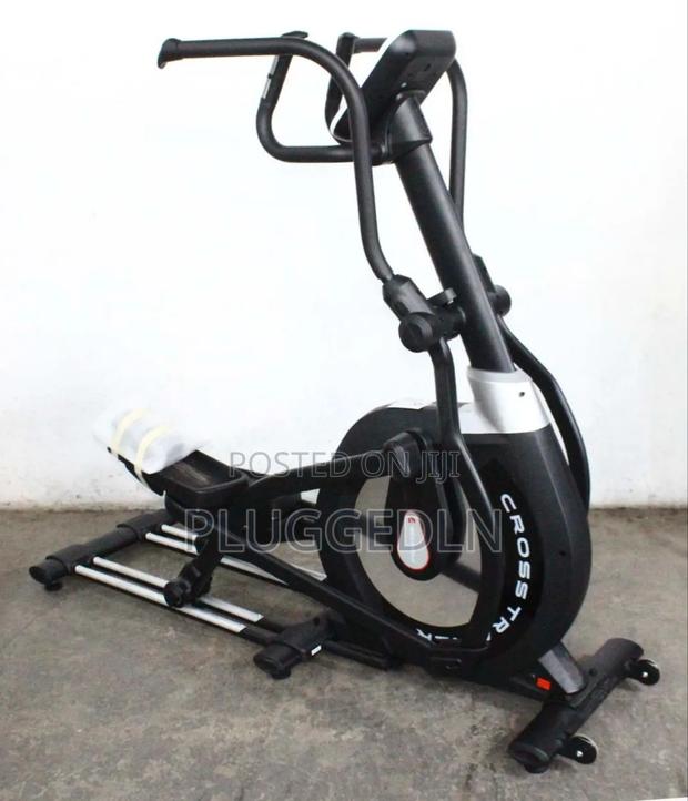 Merc Cross Trainer 