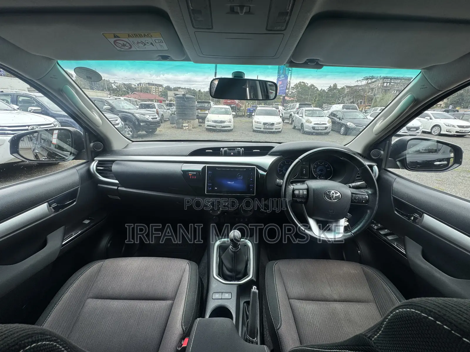 Toyota Hilux SR5+ 4x4 2018 Black