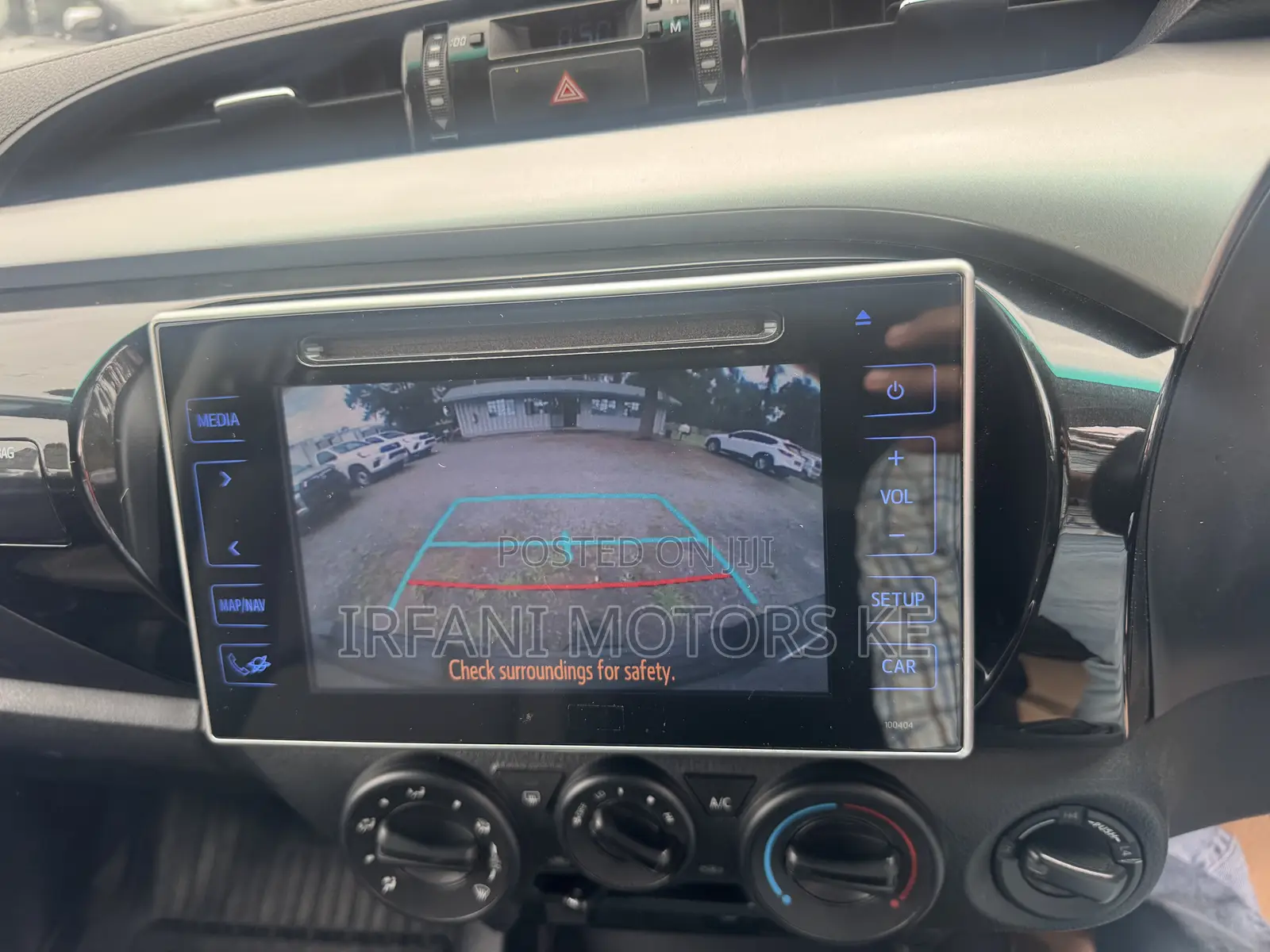 Toyota Hilux SR5+ 4x4 2018 Black