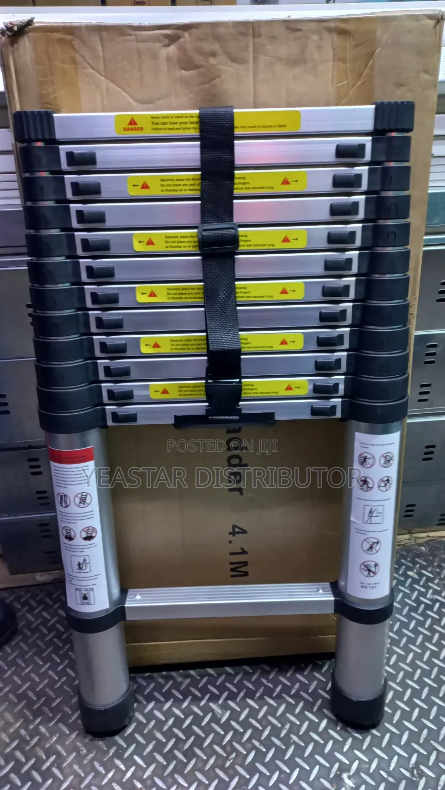 Telescopic Single Ladder 4.1 M