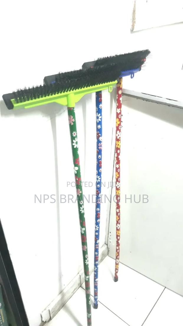 2 in 1 Carpet Hair Removal Broom HBC - main view