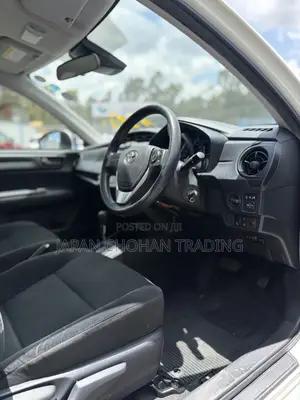 Toyota Axio 1.5 Hybrid 2WD 2019 White