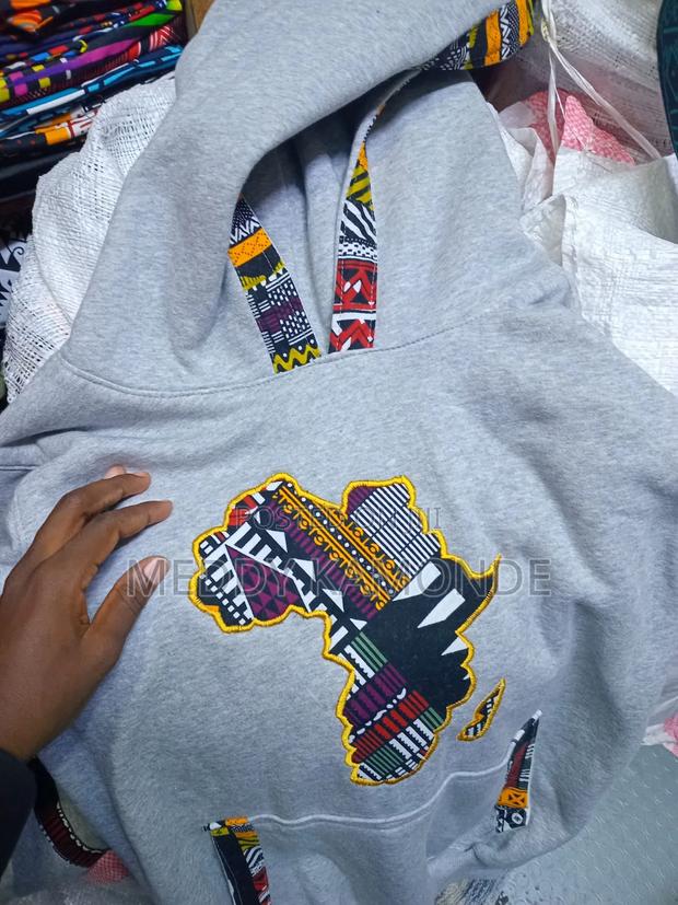 Hoodie Hoodie - thumbnail 2