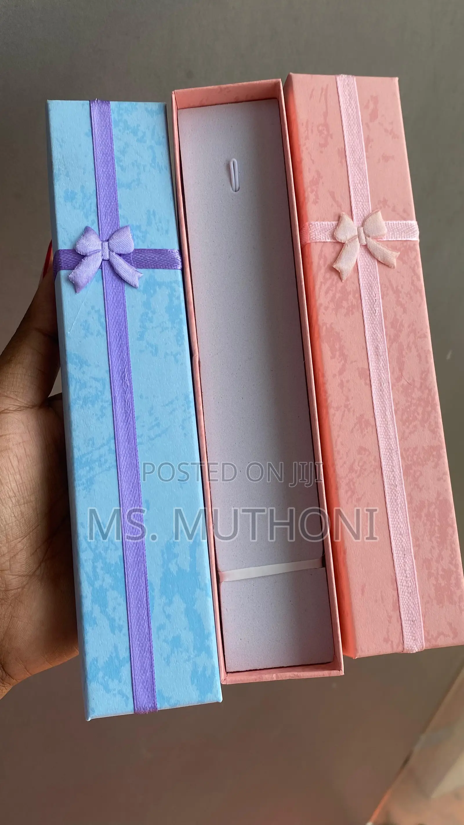 5 Pcs Jewellery Boxes Available *