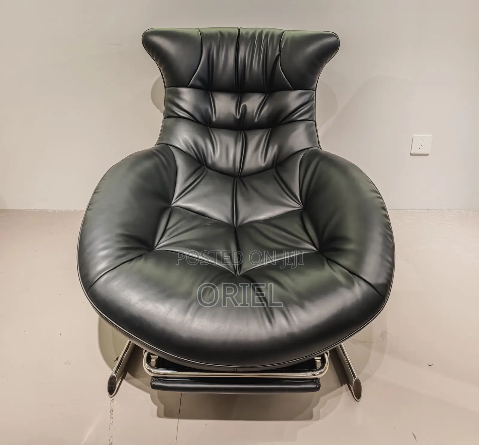 Modern Office Chair : Luxurious High-Quality Office Lounge Chair