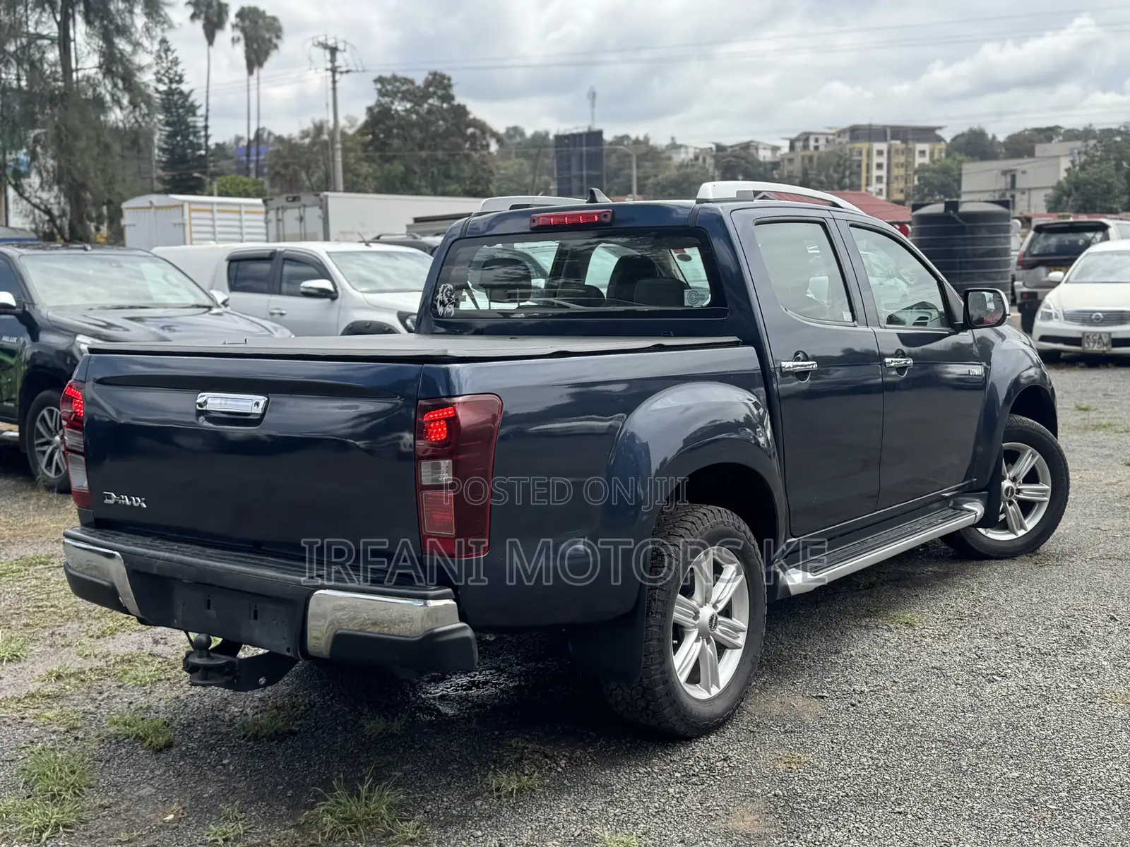 Isuzu D-MAX 2018 Blue