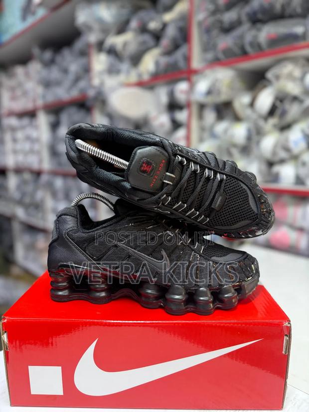 Nike Shox All Balck