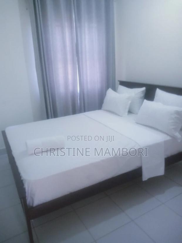 Airbnb Host - thumbnail 2