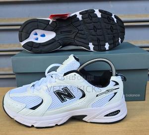 New Balance 530 Black and White - thumbnail 2