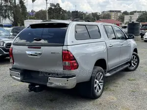Toyota Hilux Revo Double Cab Deisel 2.4 AWD 2019 Silver