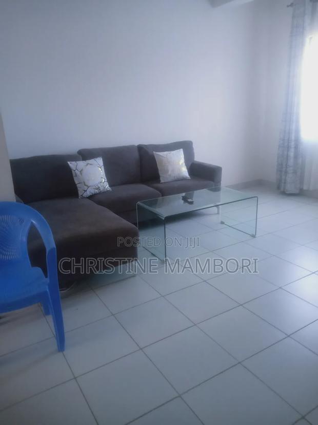 2 Bedroom Airbnb - thumbnail 3