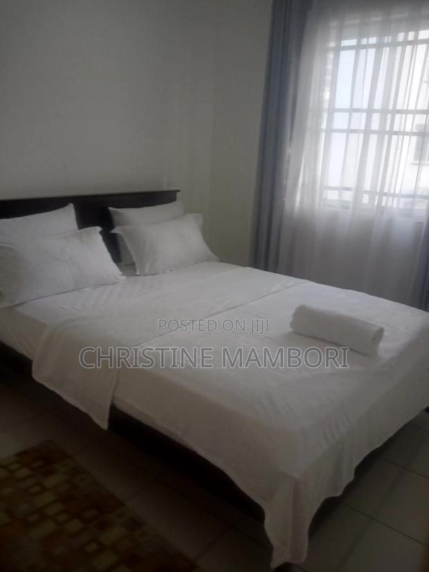 2 Bedroom Airbnb - thumbnail 4