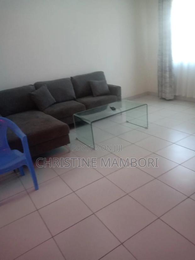 2 Bedroom Airbnb - thumbnail 6