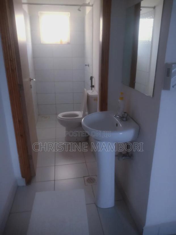 2 Bedroom Airbnb - thumbnail 9