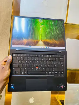 Laptop Lenovo ThinkPad X1 Carbon 16GB Intel Core i7 SSD 512GB