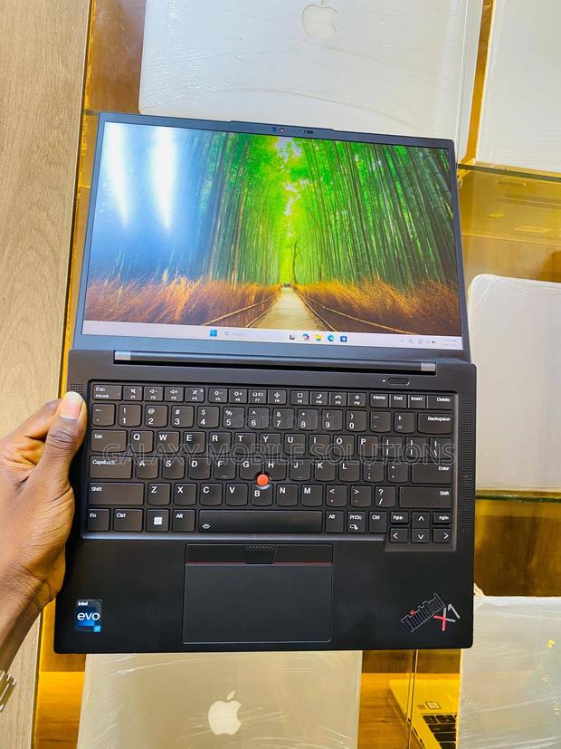Laptop Lenovo ThinkPad X1 Carbon 16GB Intel Core i7 SSD 512GB - thumbnail 2