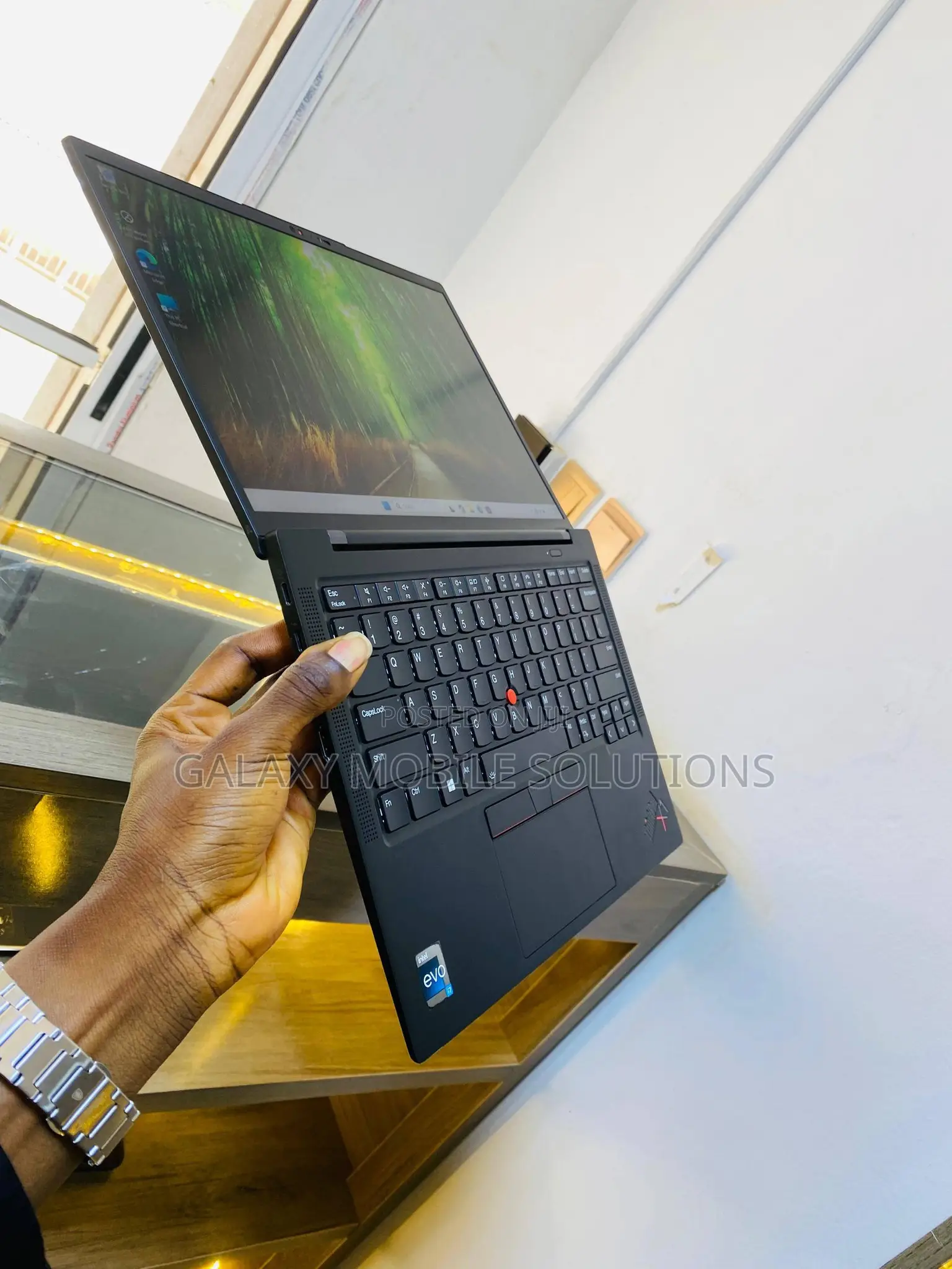 Laptop Lenovo ThinkPad X1 Carbon 16GB Intel Core i7 SSD 512GB