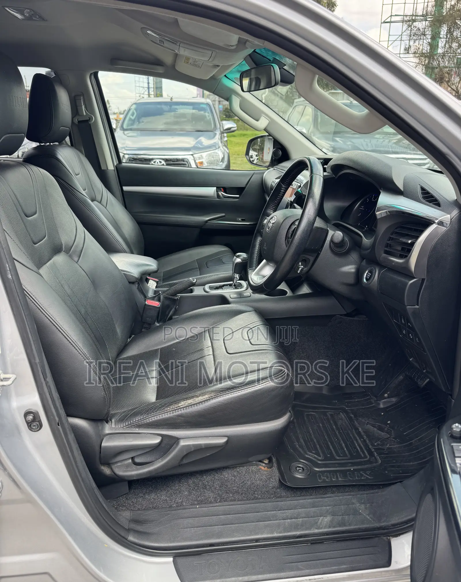 Toyota Hilux Revo Double Cab Deisel 2.4 AWD 2019 Silver
