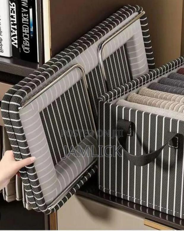 Striped/Checked Clothes Closet Organizer - Cr