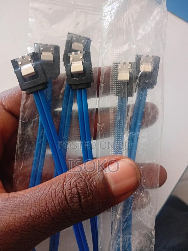 Sata Power Splitters - thumbnail 4