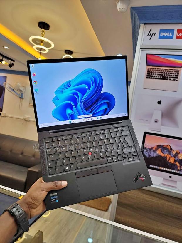 Laptop Lenovo ThinkPad X1 Carbon 16GB Intel Core i7 SSD 512GB - thumbnail 2