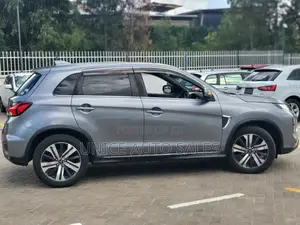 Mitsubishi RVR 2019 Gray