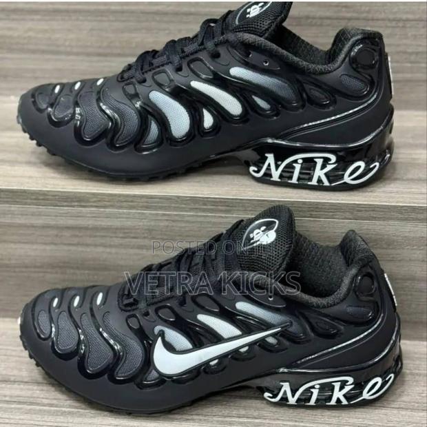 Nike Sneakers High Quality Available in Different Colors - thumbnail 4