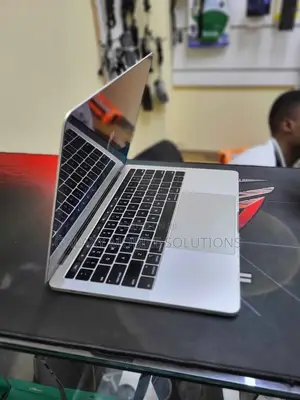 Laptop Apple MacBook 2018 16GB Intel Core i7 SSD 256GB