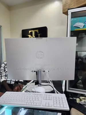 Hp 27" All‐In‐One Touch Desktop 13th Gen Core I7 16 Gb Ddr4 1 Tb SSD