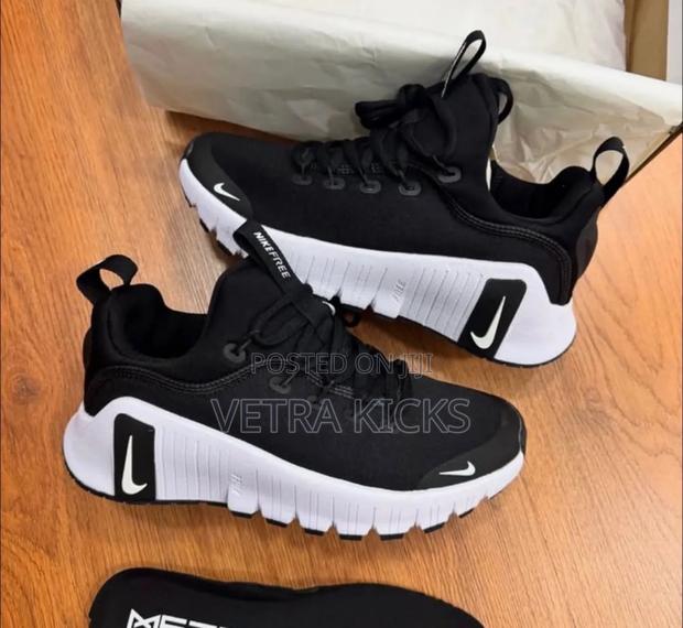 Nike Metcon Sneakers