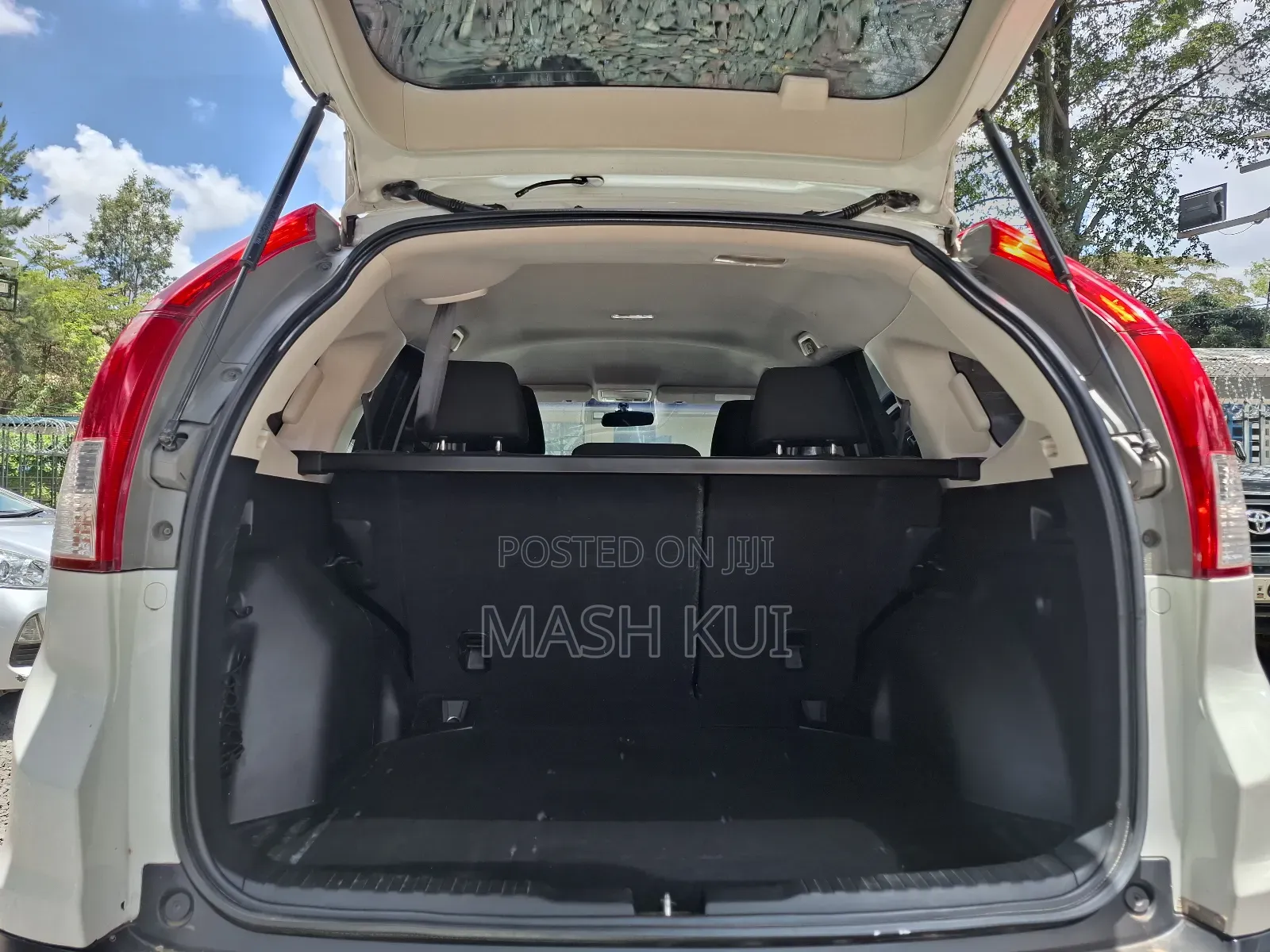Honda CR-V 2013 White
