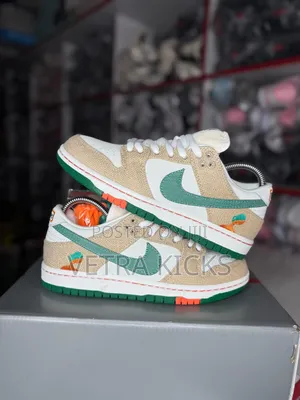 Jordan 1 Low Cut Sb Dunks Jaritos and Black Paa